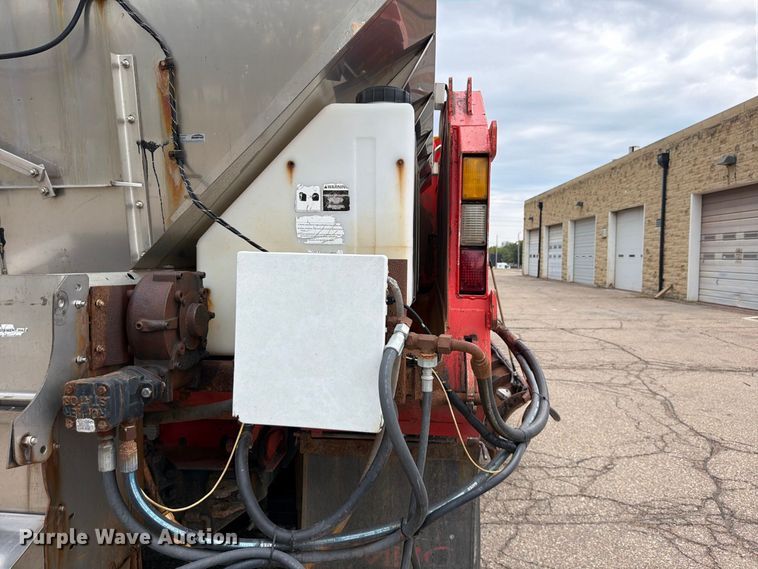 image for item FH6341 2009 Sterling L7500 dump truck
