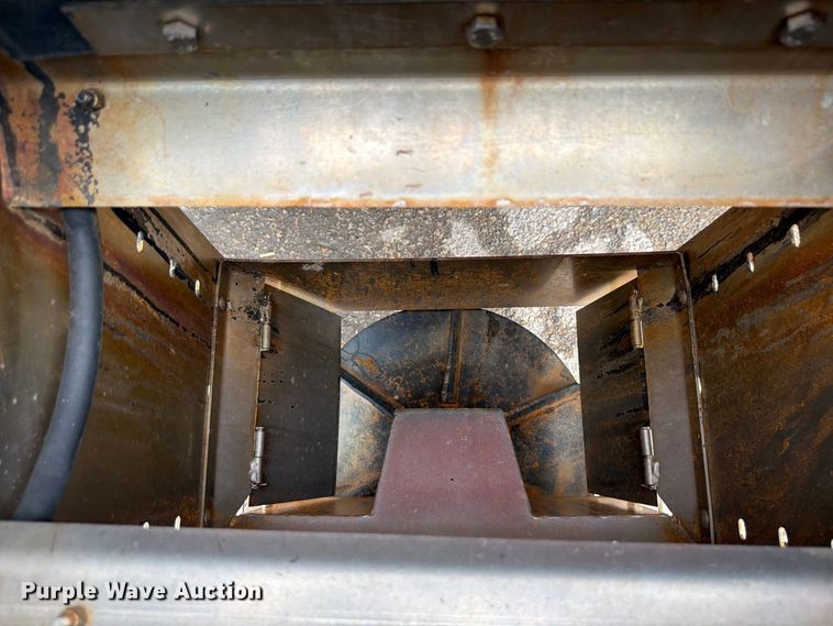 image for item FH6341 2009 Sterling L7500 dump truck