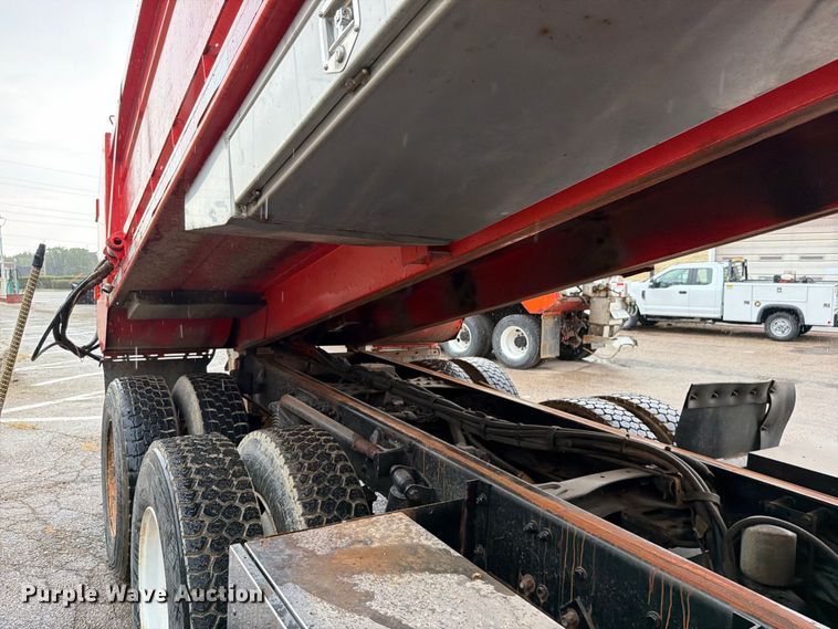 image for item FH6341 2009 Sterling L7500 dump truck