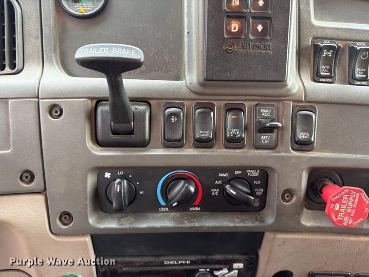 image for item FH6341 2009 Sterling L7500 dump truck