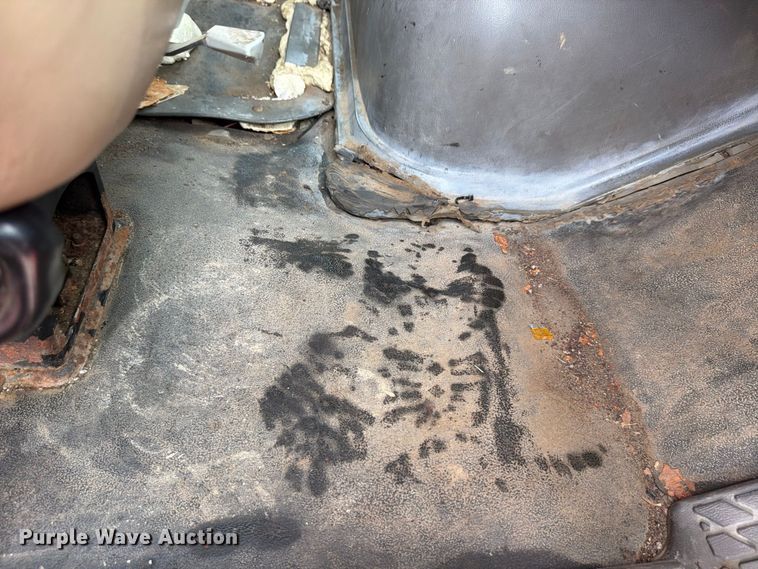 image for item FH6341 2009 Sterling L7500 dump truck