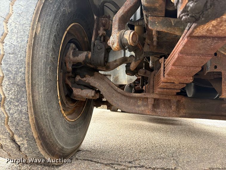 image for item FH6341 2009 Sterling L7500 dump truck