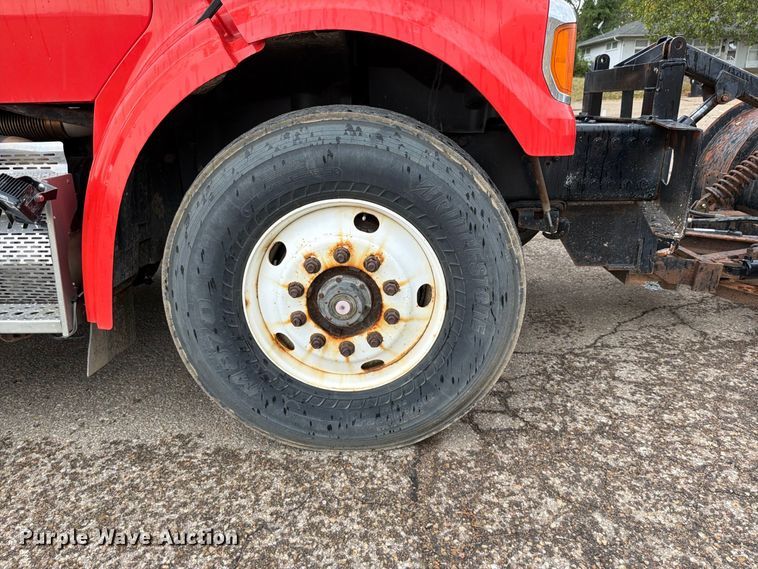 image for item FH6341 2009 Sterling L7500 dump truck