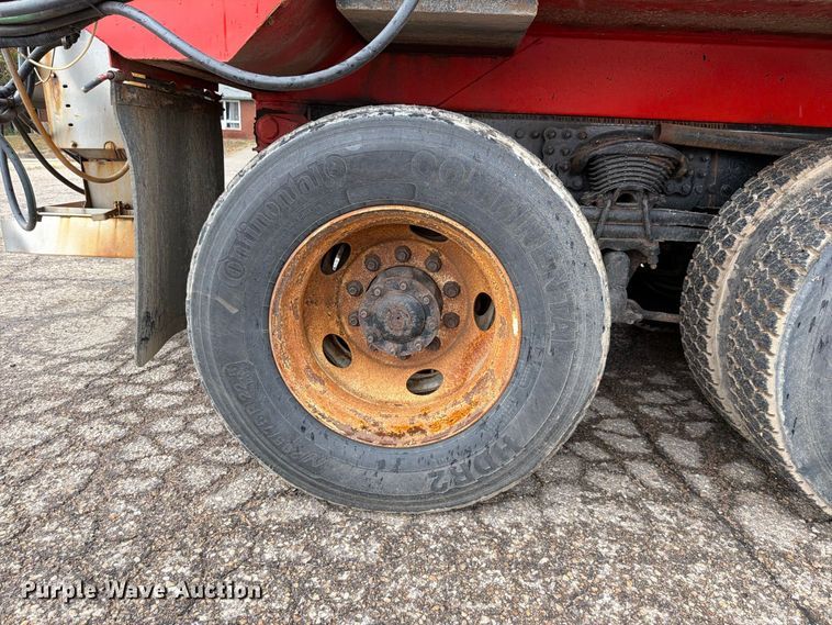 image for item FH6341 2009 Sterling L7500 dump truck