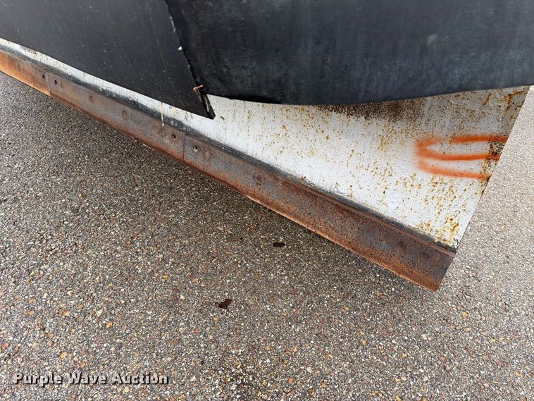 image for item FH6342 2007 International 7400 dump truck