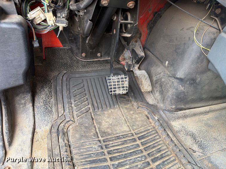 image for item FH6342 2007 International 7400 dump truck