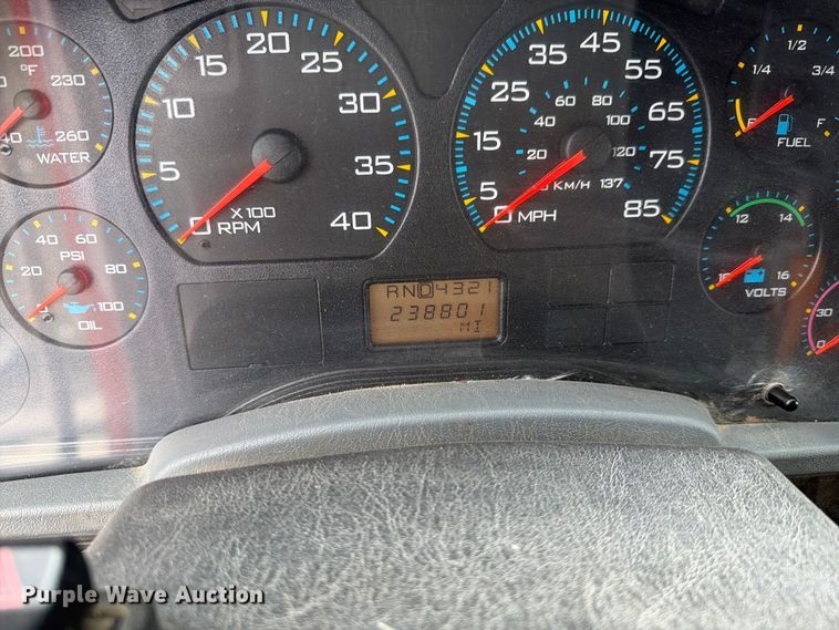 image for item FH6342 2007 International 7400 dump truck