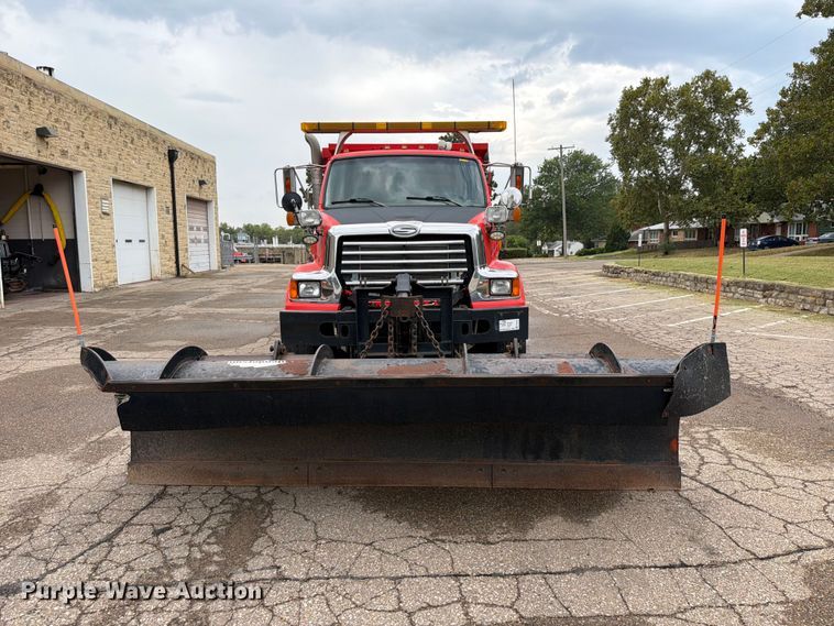 image for item FH6343 2009 Sterling L7500 dump truck