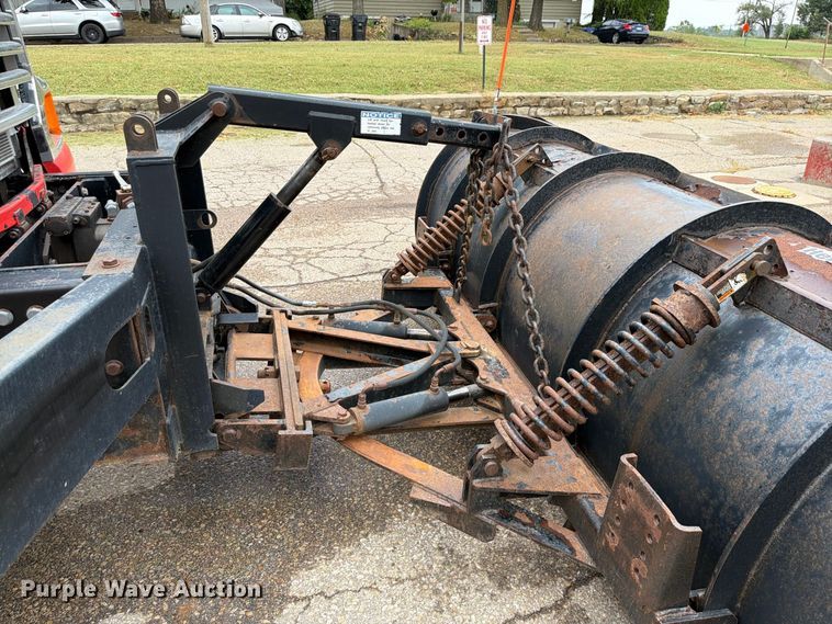 image for item FH6343 2009 Sterling L7500 dump truck