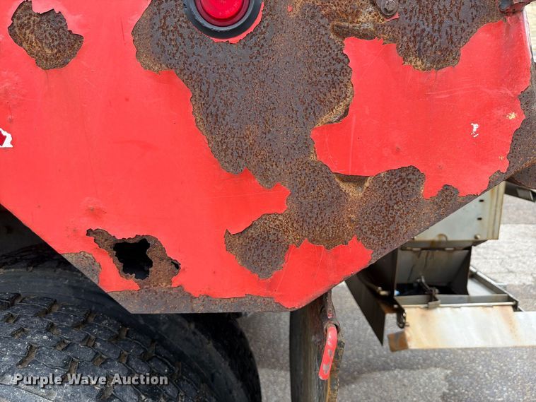 image for item FH6343 2009 Sterling L7500 dump truck