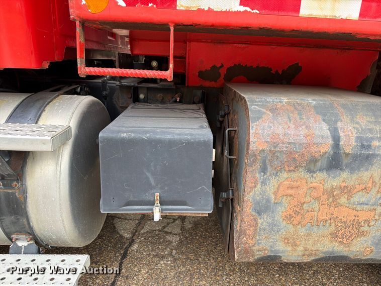 image for item FH6343 2009 Sterling L7500 dump truck