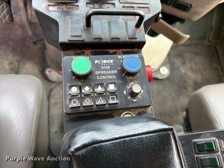 image for item FH6343 2009 Sterling L7500 dump truck