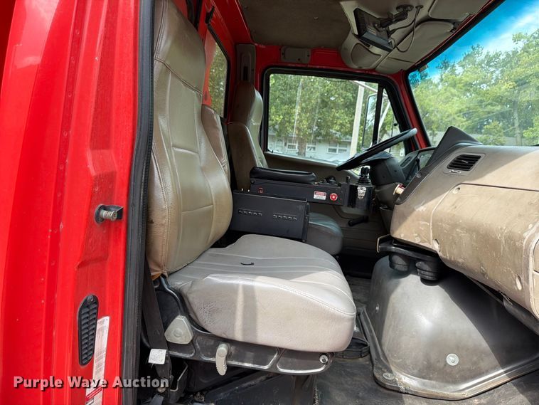 image for item FH6343 2009 Sterling L7500 dump truck