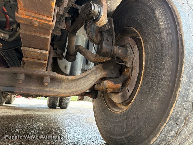 image for item FH6343 2009 Sterling L7500 dump truck