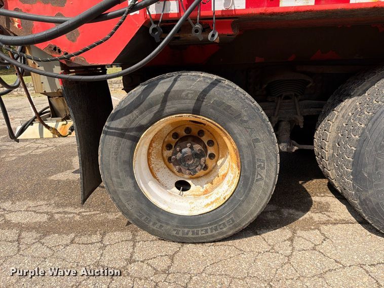 image for item FH6343 2009 Sterling L7500 dump truck
