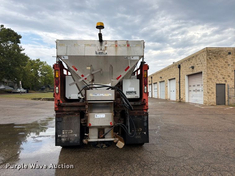 image for item FH6352 2003 Sterling L7500 dump truck