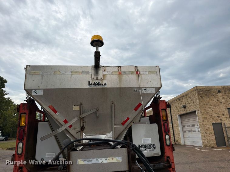 image for item FH6352 2003 Sterling L7500 dump truck