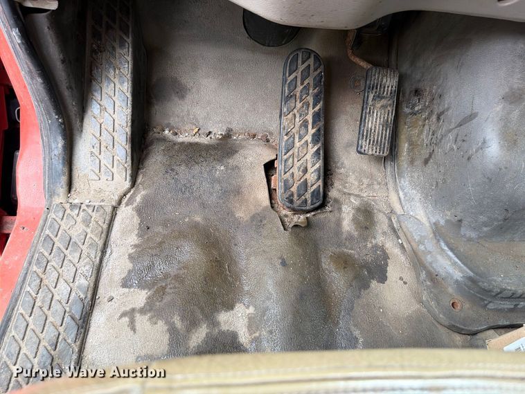 image for item FH6352 2003 Sterling L7500 dump truck