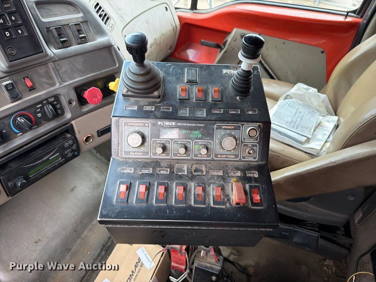 image for item FH6352 2003 Sterling L7500 dump truck