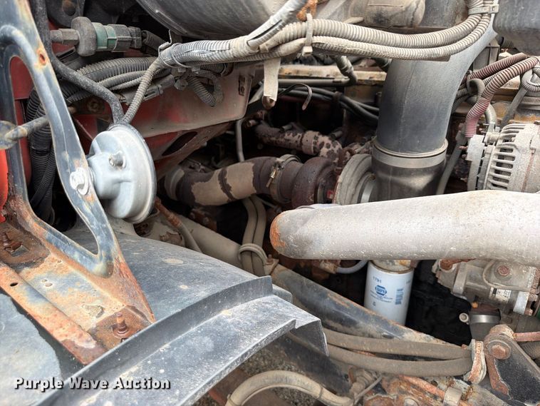 image for item FH6352 2003 Sterling L7500 dump truck