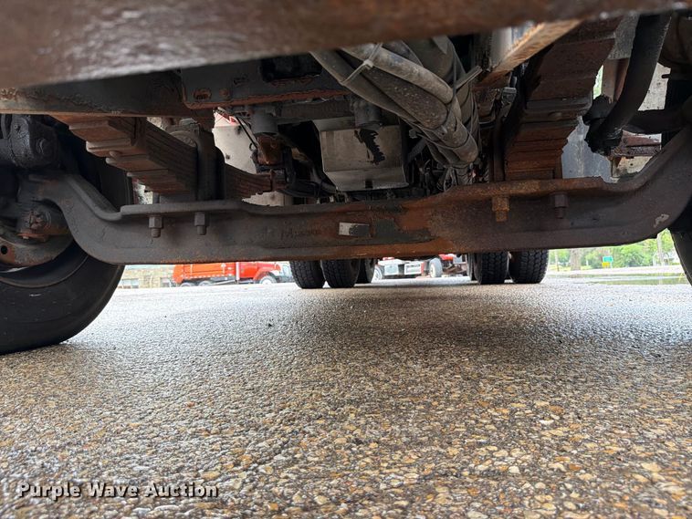image for item FH6352 2003 Sterling L7500 dump truck