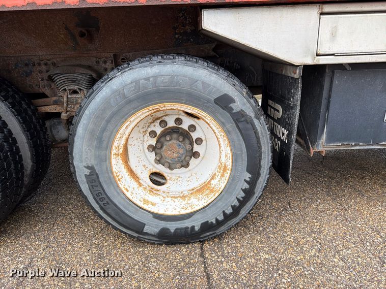 image for item FH6352 2003 Sterling L7500 dump truck