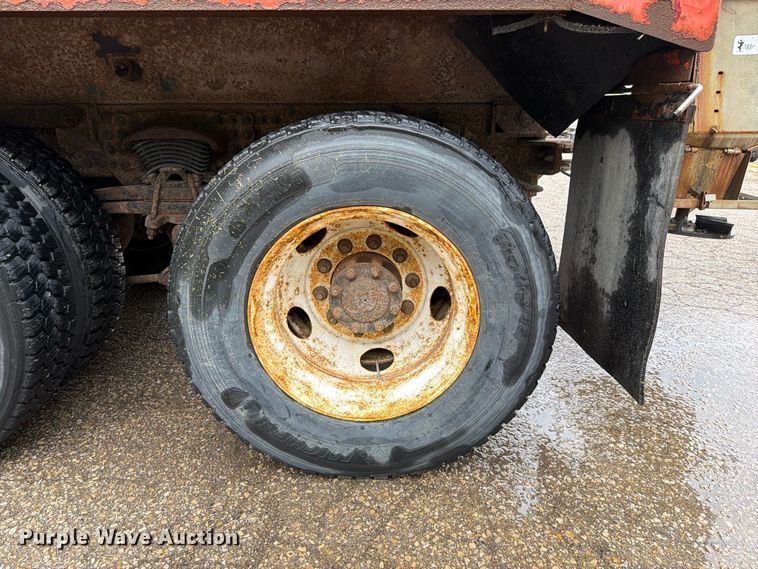 image for item FH6352 2003 Sterling L7500 dump truck