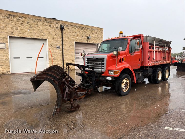 2003 Sterling L7500 dump truck