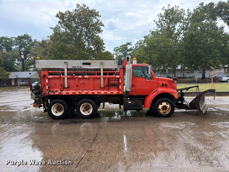image for item FH6377 2003 Sterling L7500 dump truck