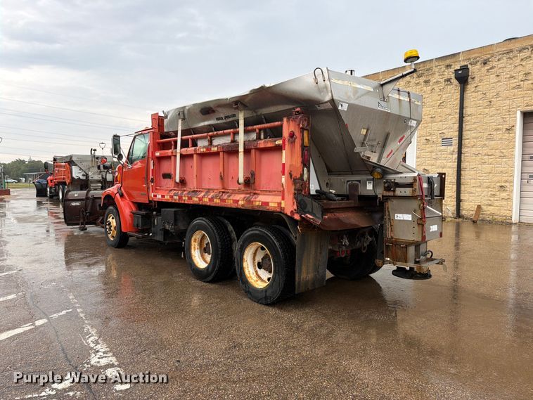 image for item FH6377 2003 Sterling L7500 dump truck