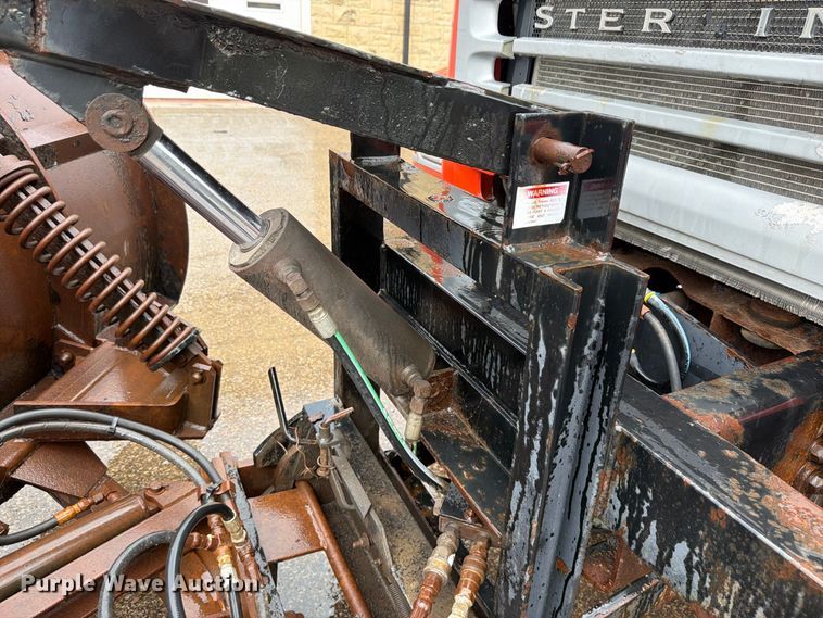 image for item FH6377 2003 Sterling L7500 dump truck