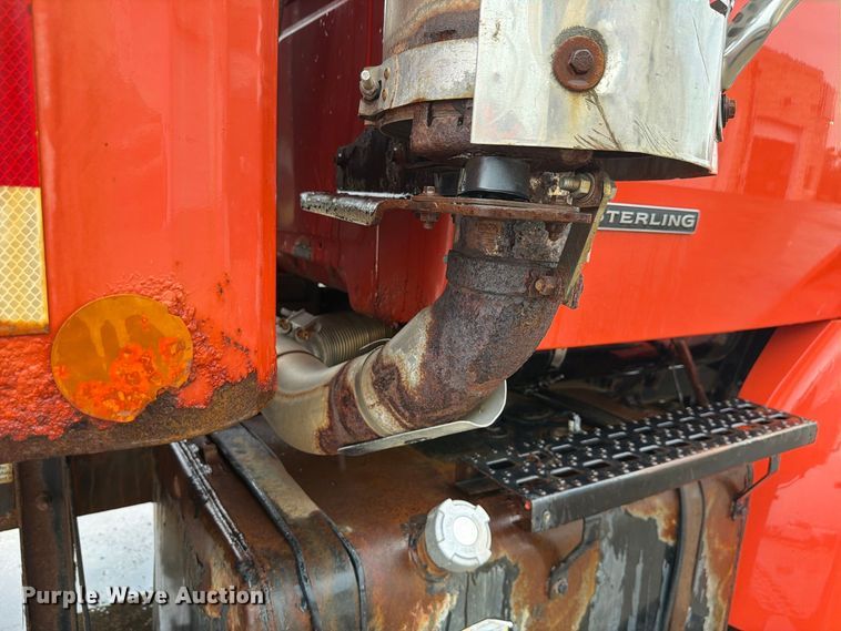 image for item FH6377 2003 Sterling L7500 dump truck