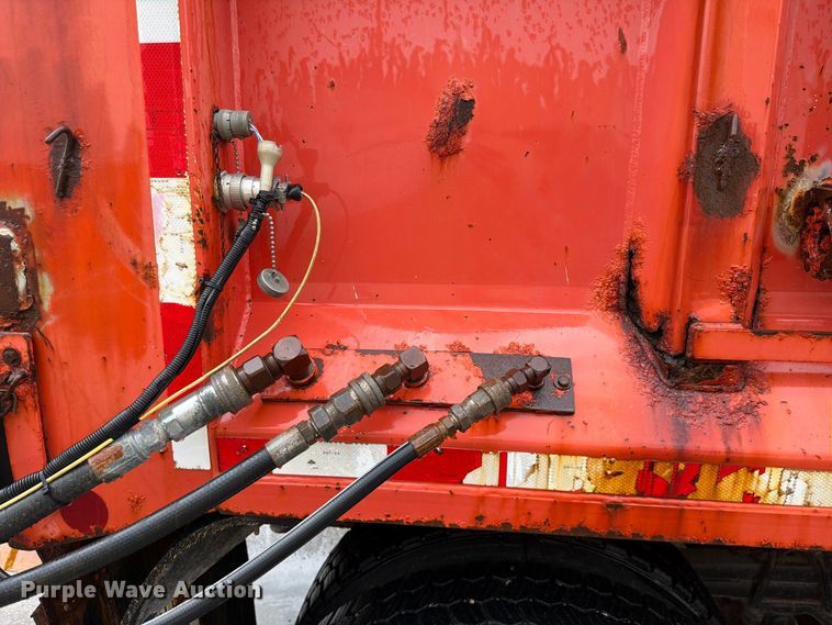 image for item FH6377 2003 Sterling L7500 dump truck