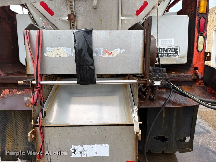 image for item FH6377 2003 Sterling L7500 dump truck