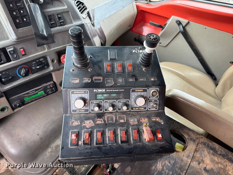 image for item FH6377 2003 Sterling L7500 dump truck