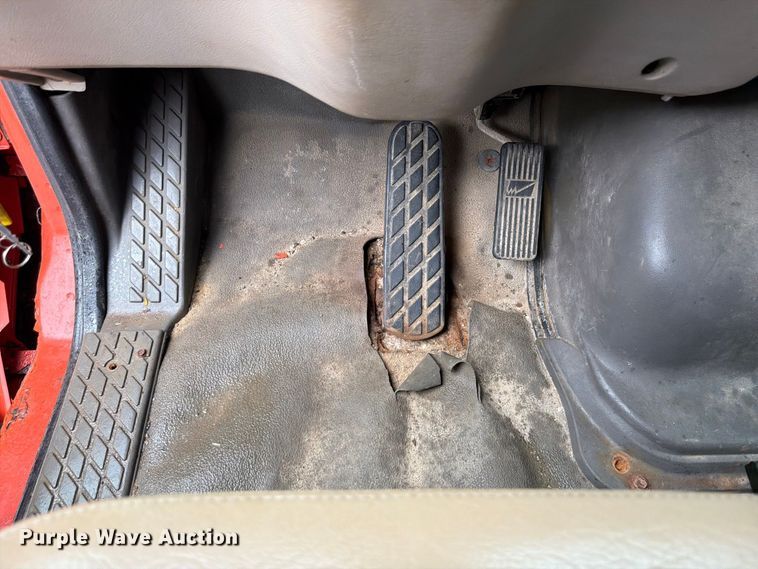 image for item FH6377 2003 Sterling L7500 dump truck