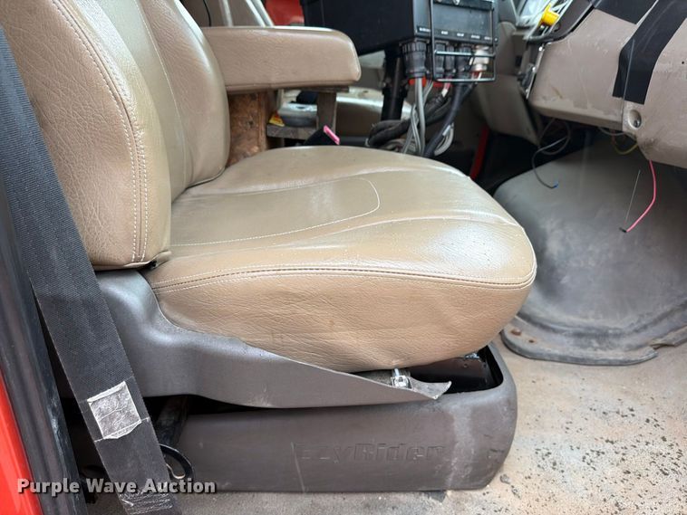 image for item FH6377 2003 Sterling L7500 dump truck