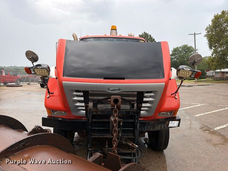 image for item FH6377 2003 Sterling L7500 dump truck