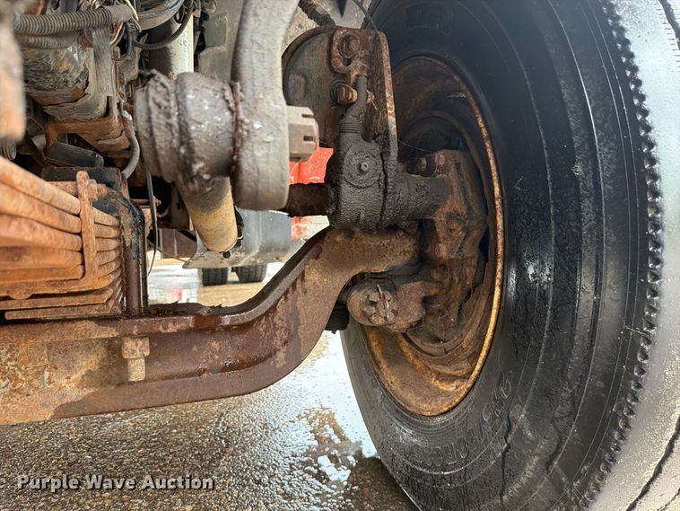 image for item FH6377 2003 Sterling L7500 dump truck