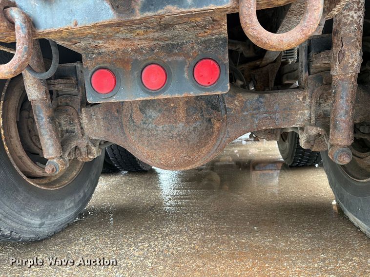 image for item FH6377 2003 Sterling L7500 dump truck