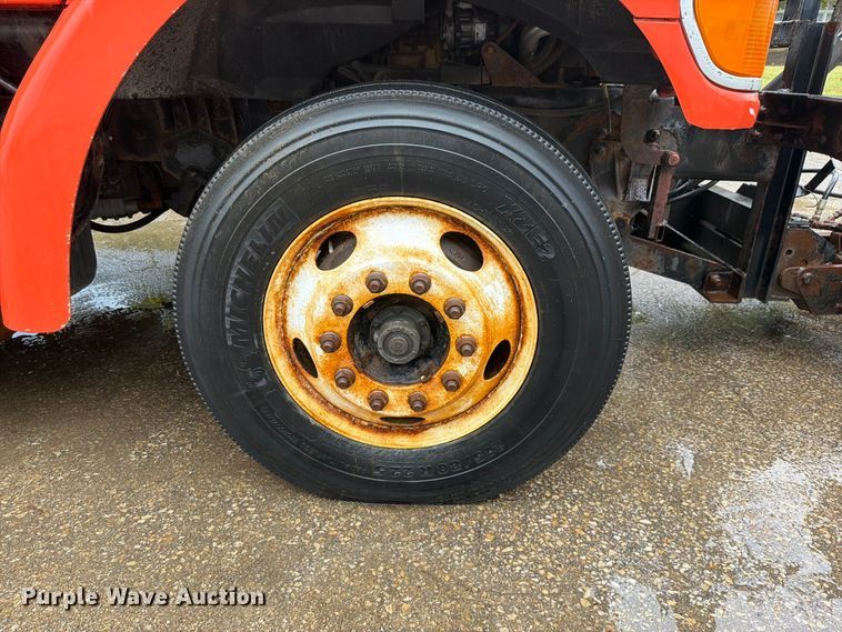 image for item FH6377 2003 Sterling L7500 dump truck