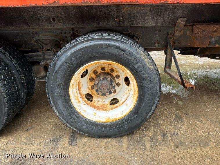 image for item FH6377 2003 Sterling L7500 dump truck