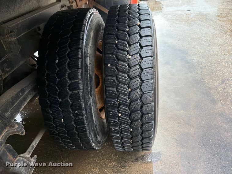 image for item FH6377 2003 Sterling L7500 dump truck