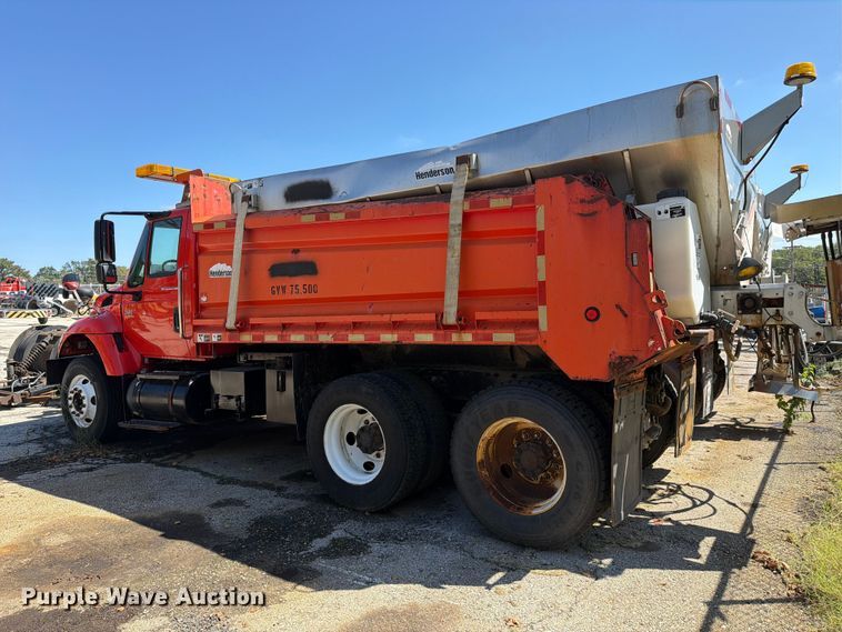 image for item FH6378 2007 International WorkStar 7400 dump truck