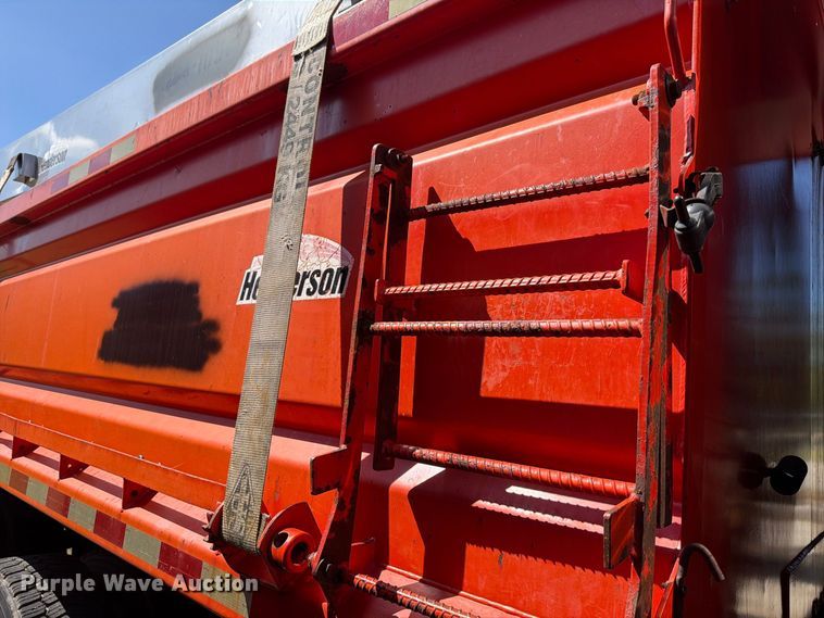 image for item FH6378 2007 International WorkStar 7400 dump truck