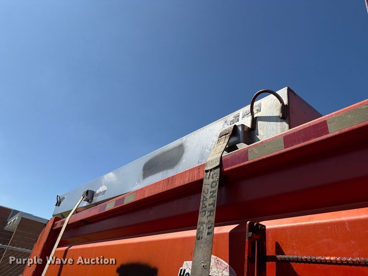 image for item FH6378 2007 International WorkStar 7400 dump truck