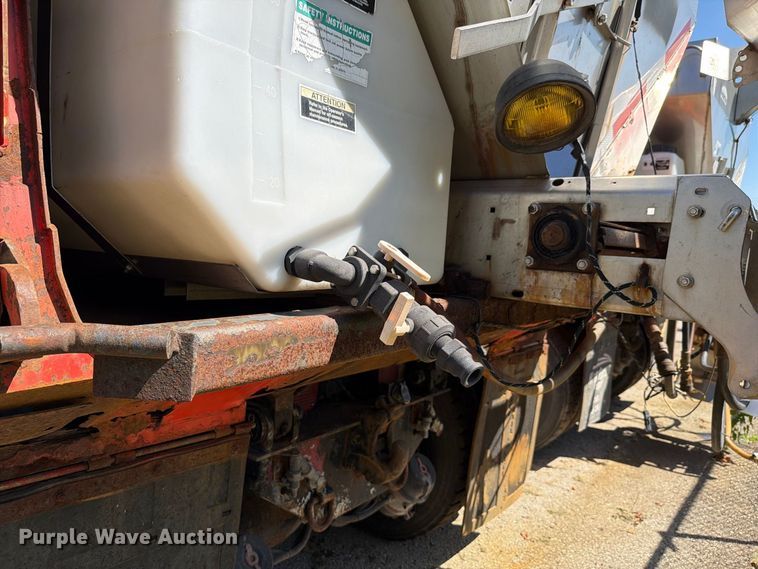 image for item FH6378 2007 International WorkStar 7400 dump truck