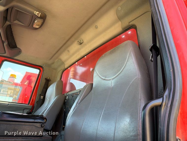 image for item FH6378 2007 International WorkStar 7400 dump truck
