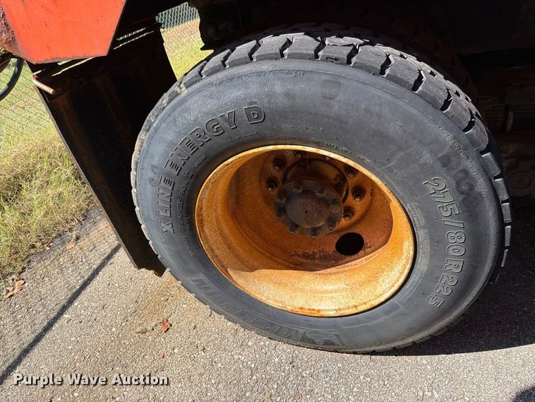 image for item FH6378 2007 International WorkStar 7400 dump truck