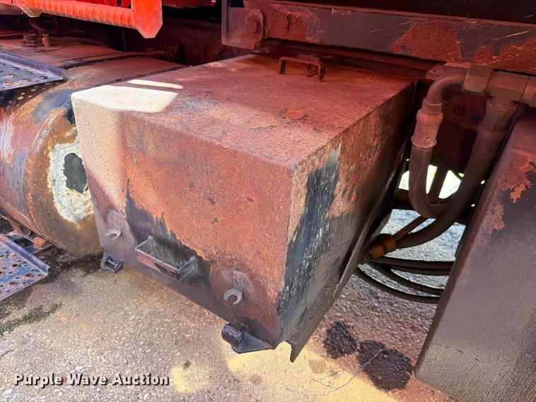 image for item FH6379 2007 International WorkStar 7400 dump truck